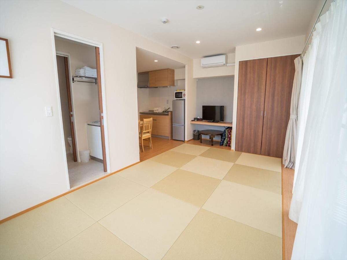 Seaside Condominium Rana Chatan Exterior photo